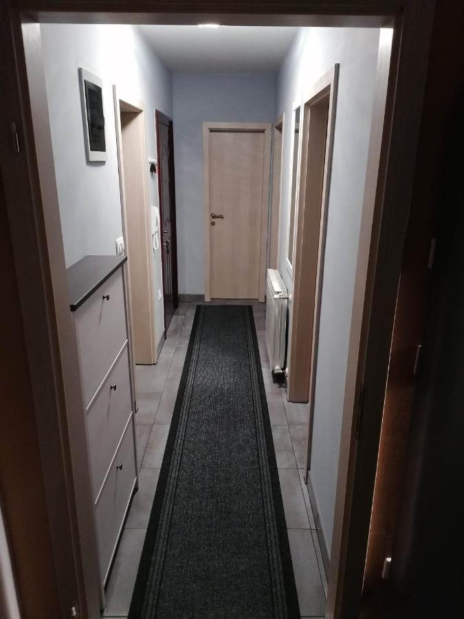 Appartamento Apartman Barbara Pola Esterno foto